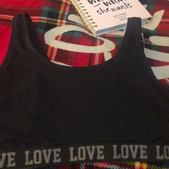 Crop bra with side cut outs - Picture 2 of 4